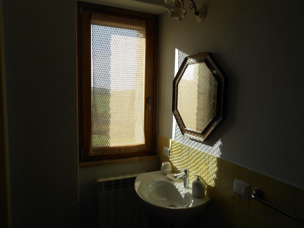 L'Isola Che Non C'Era Villa Apiro Room photo